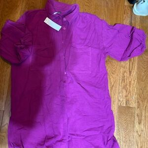 New magenta crinkled gauze shirt dress